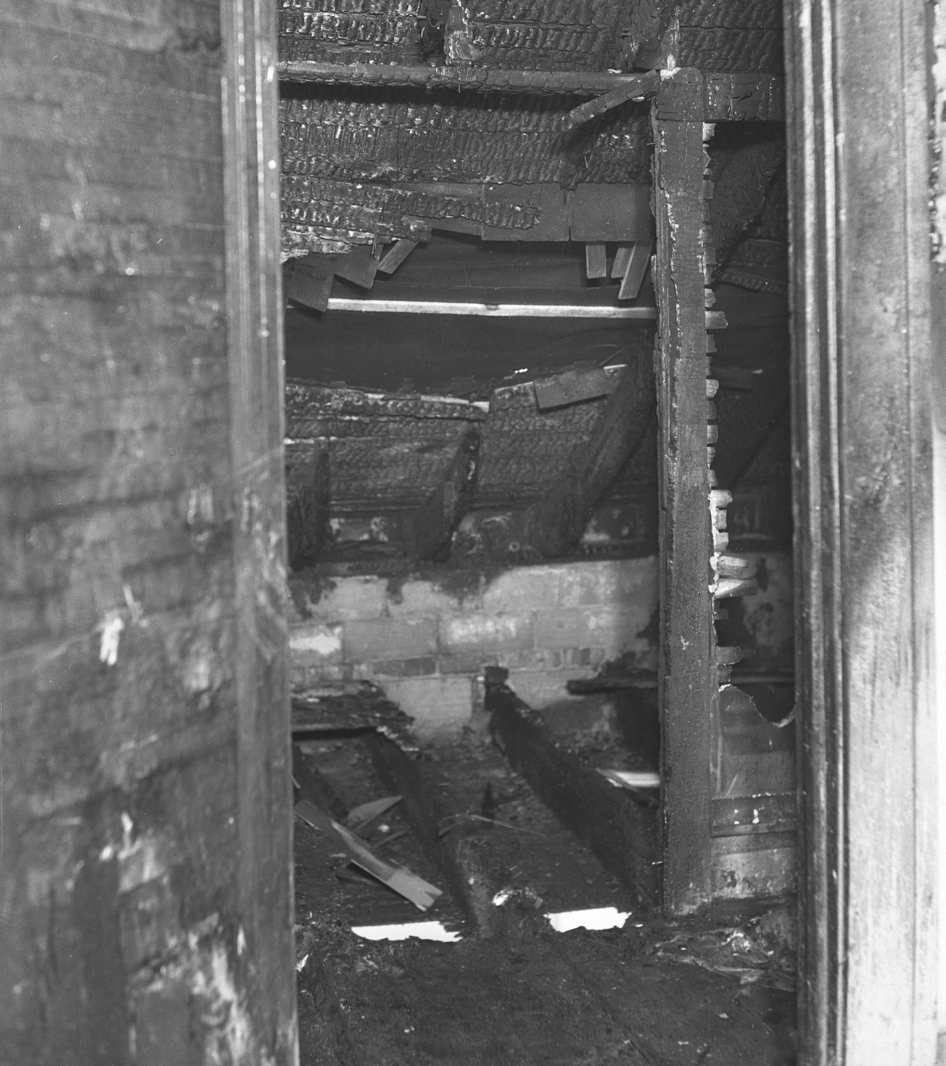 SL869 Steve O'Brien fire.jpg